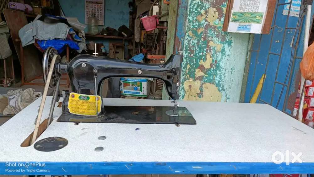 Merit stiching machine