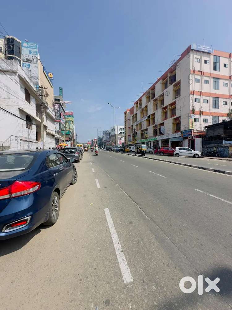 38 CENT COMMERCIAL LAND SALE IN MG ROAD PULIMOODU