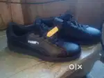PUMA Sneakers