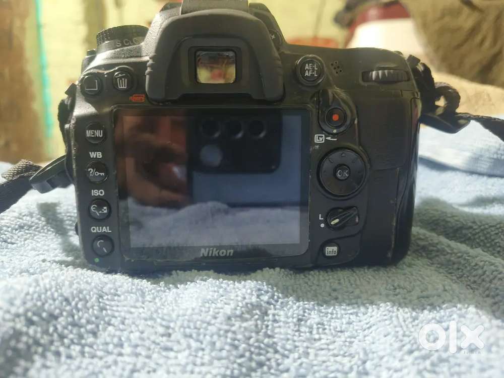 Nikon D7000,with 18-105 Nikkor lense , urgent sell, negotiable