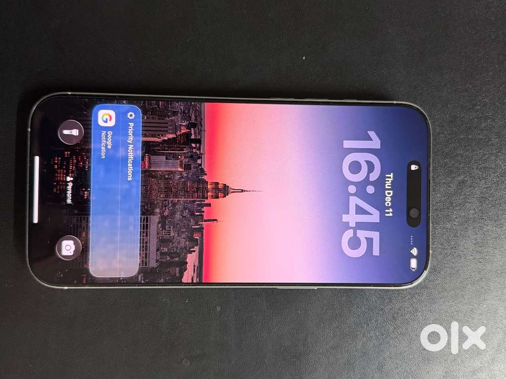 Apple iPhone 16 Pro Max - 256 GBs - White/Silver - No Scratches