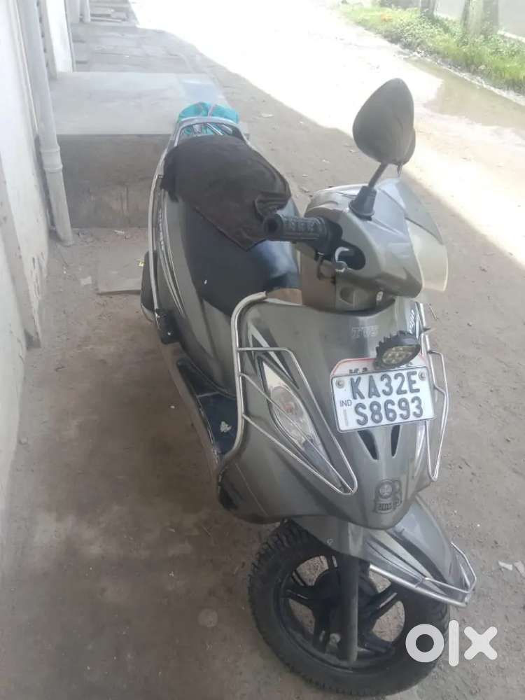 Brand -tvs model18 ..km driven -40000...fuel -petrol