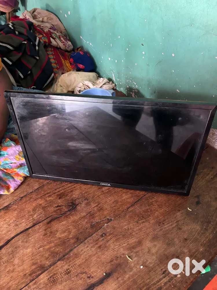 Onida tv 24 inch  new condition koi dikkat nhi hai