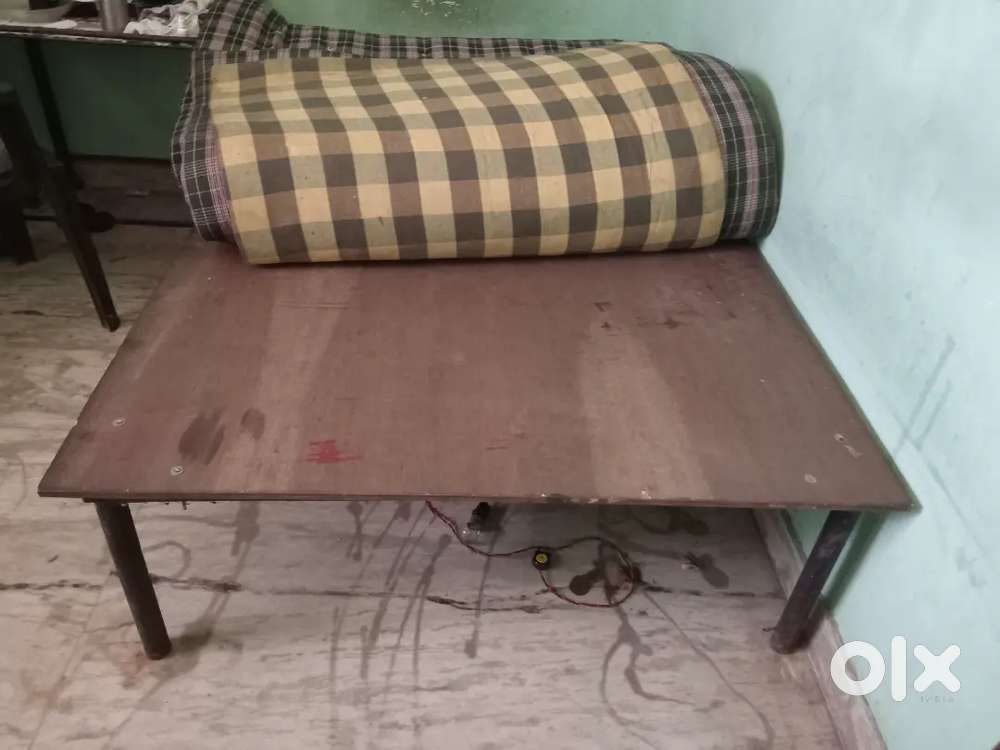 Iron Bed with plywood
