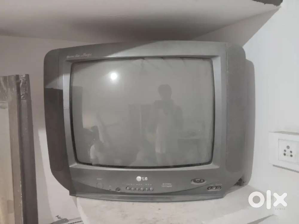 LG TV all accessories in good condition