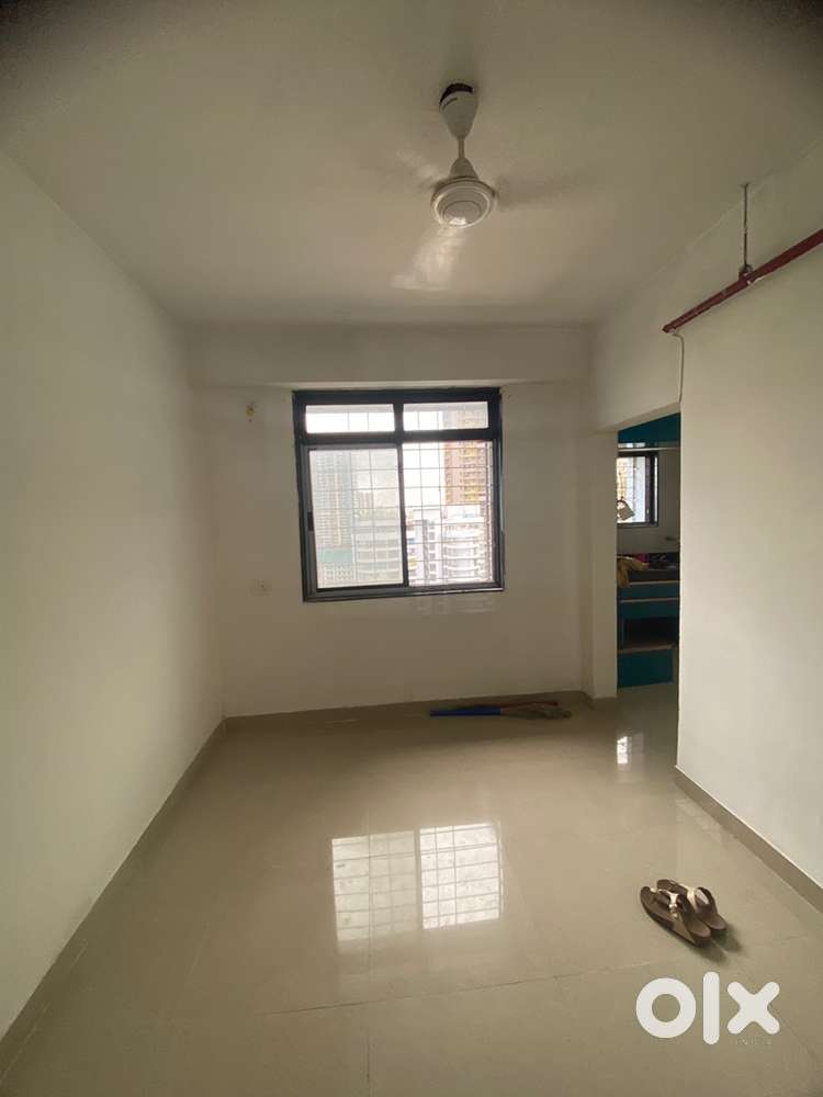 2 yer old mahaba bilding 24hr watr gas pipe line hi secraty cctv camer