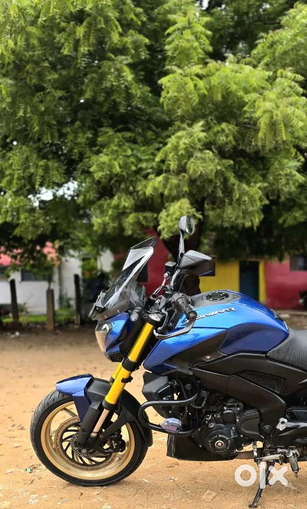 BAJAJ DOMINAR 400 ABS