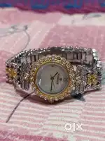 Vlamour Watch