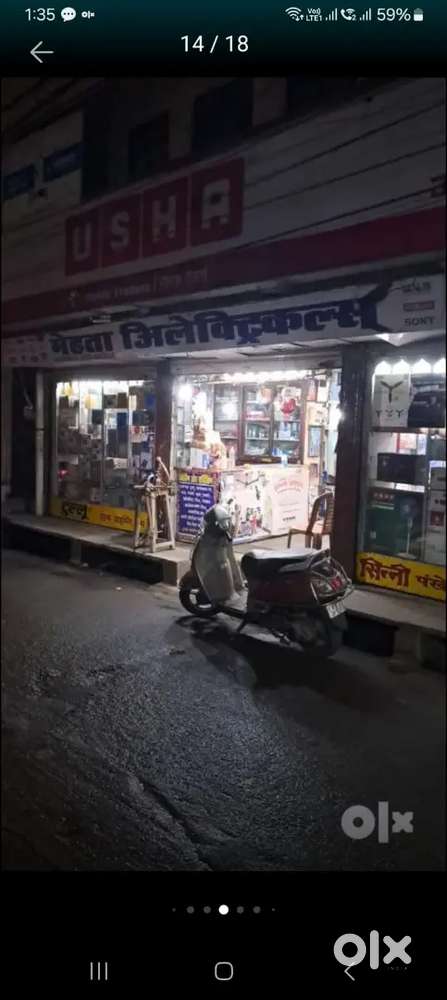 *PURE VEG INDEPENDENT 1RK* Big Room With Kitchen and Private Washroom