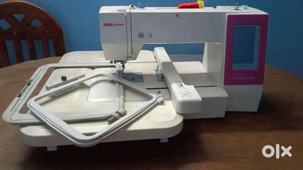 Usha janome 450E computer embroidery machine
