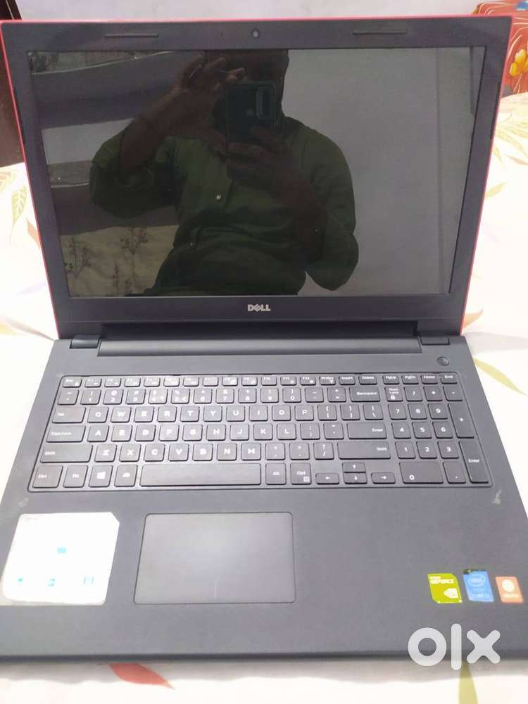 Dell Laptop in Excellent Condition  Fast Performance & Stylish Design
