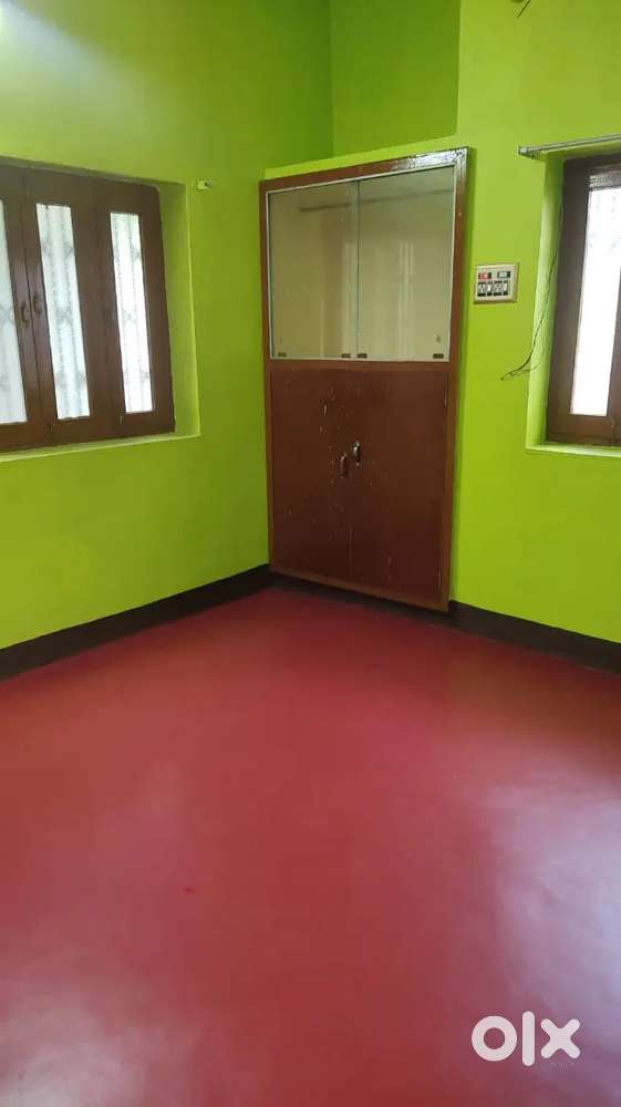 2 bhk ground floor for immediate rent