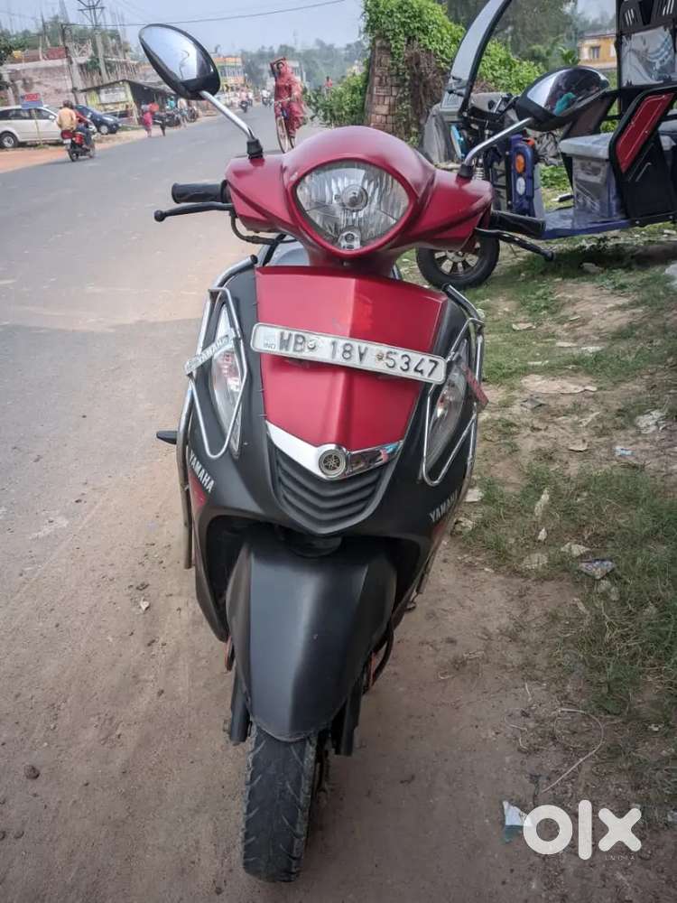 Yeamaha fashion good condition shelf ok