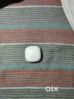 Bluetooth earbuds