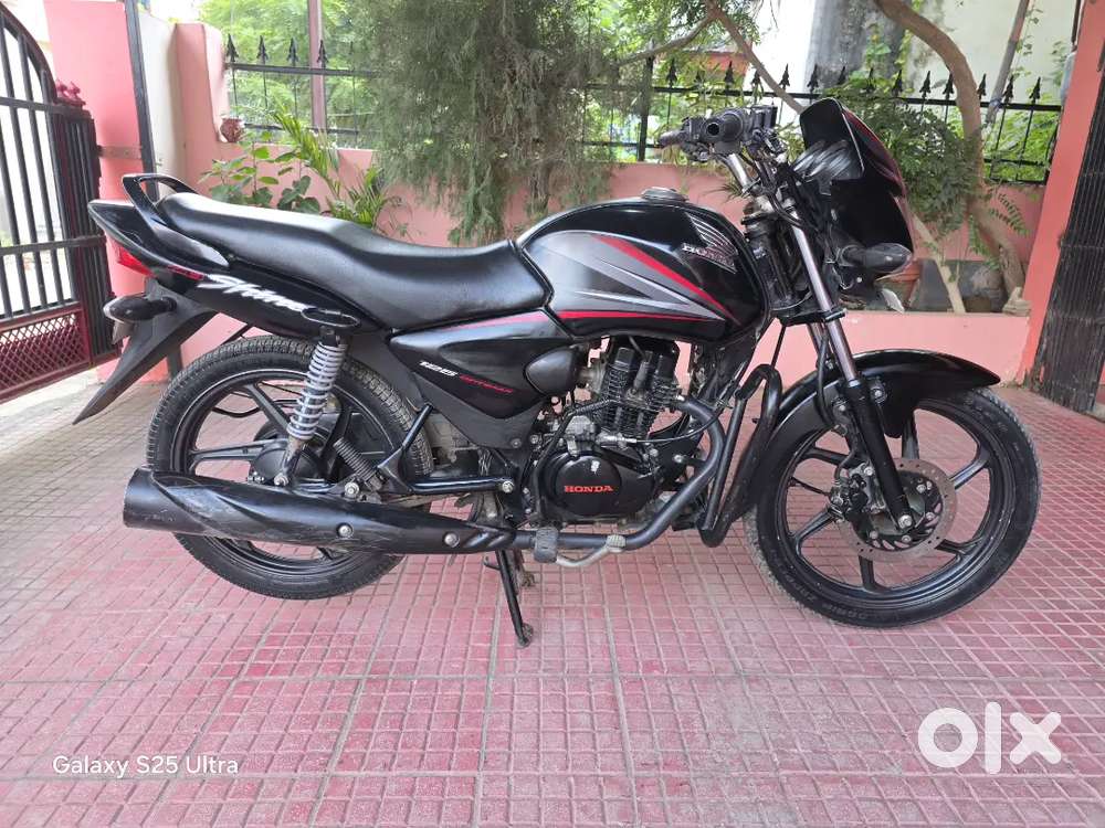 Honda CB Shine 125 ( front disc) for sale.