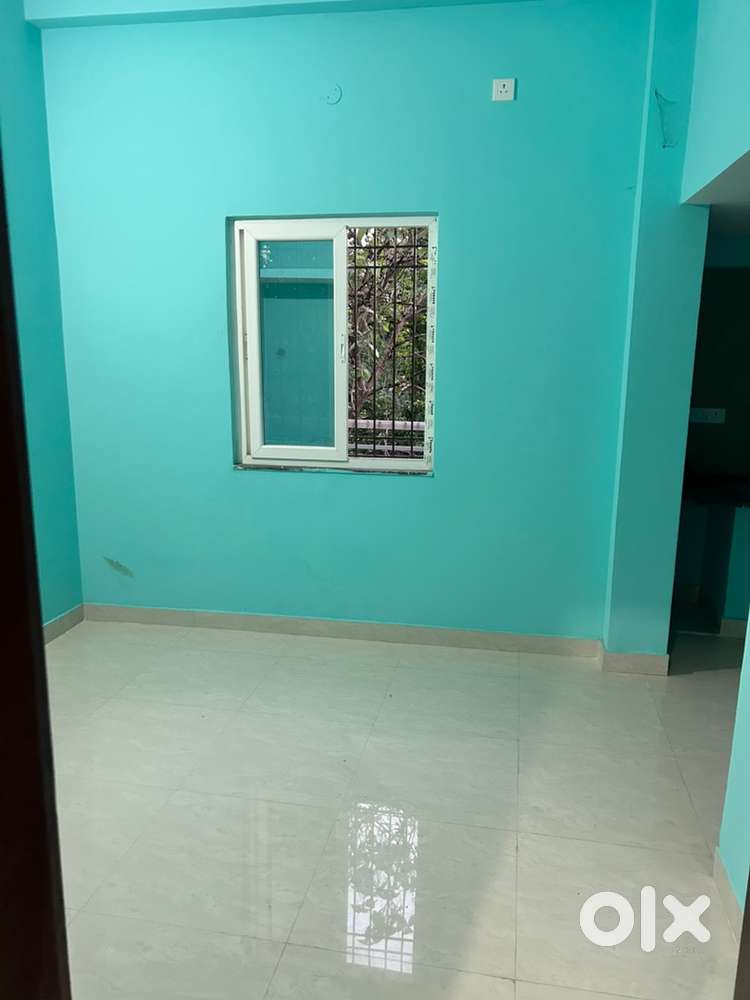 2 Single separate room with balcony.  separate kitchen and bathroom