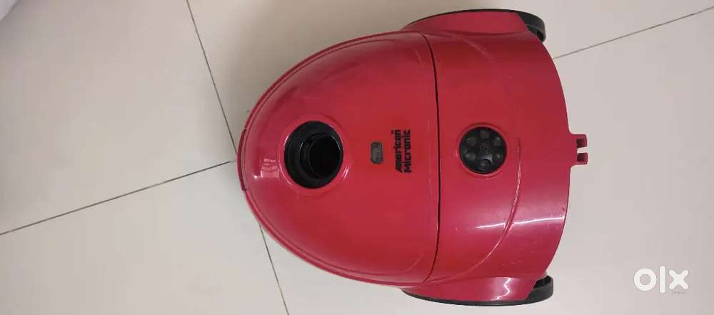 Vacuum Cleaner - American Micronic