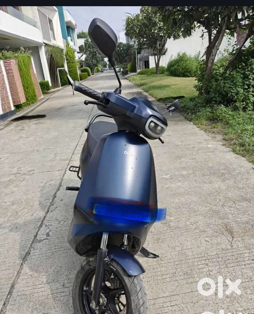 want to sell my ola air on 3600/- emi