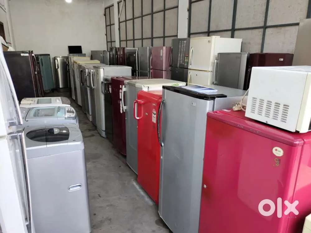 Good condition Aj electronics fridge showroom