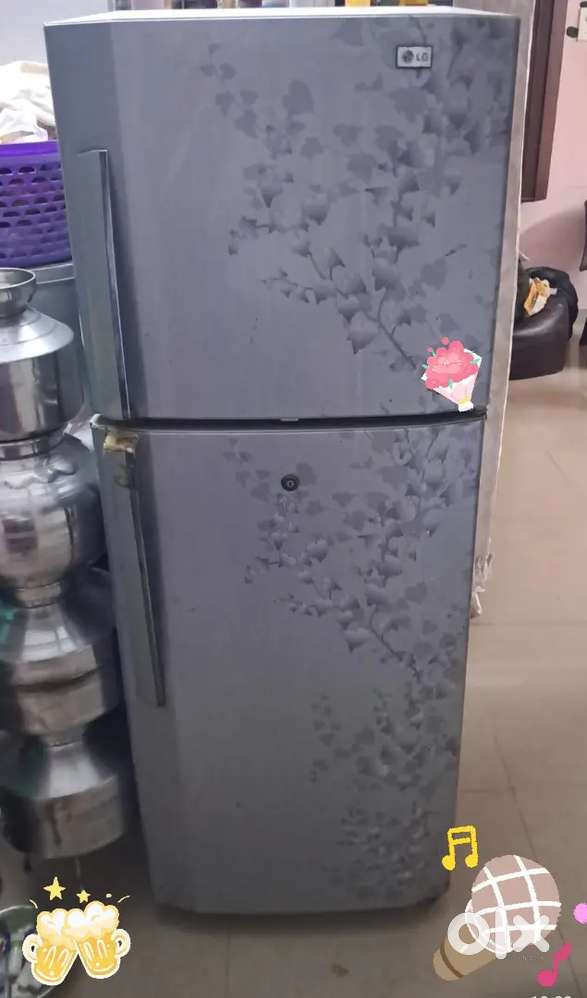 Lg double door frodge good condition