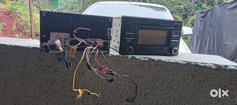 Polo car system or pioneer system total 2 sale.    USB..AUX..CD..