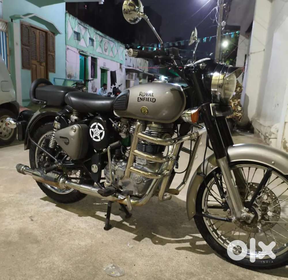 Royal Enfield classic 350 Bullet Double disk unused vehicle les drivn
