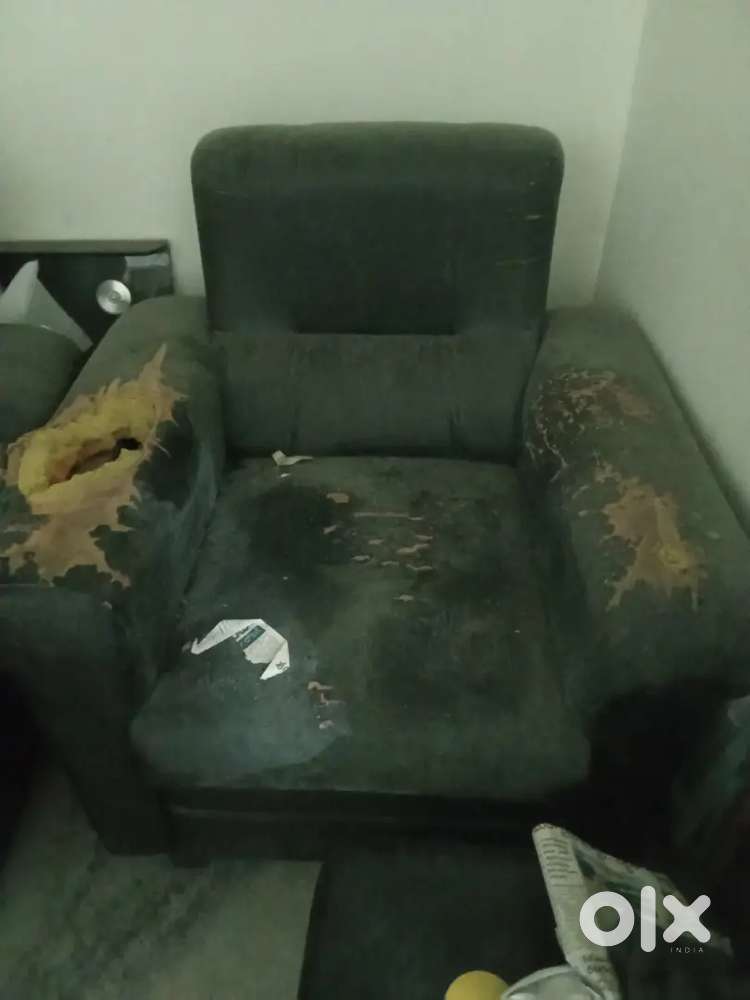Old sofa set