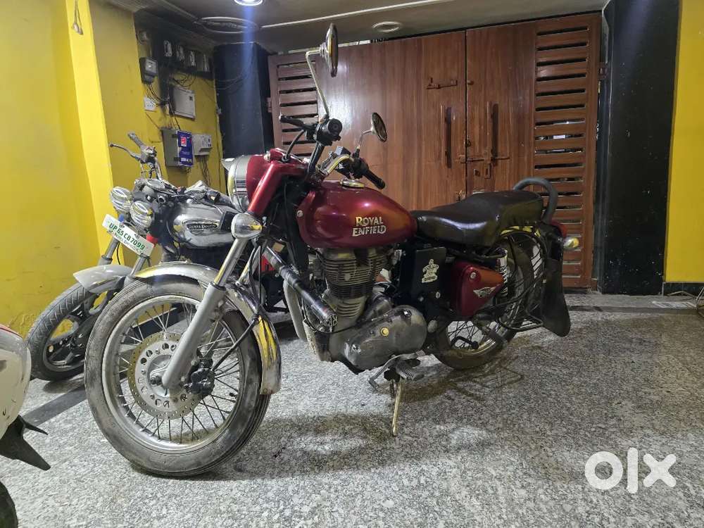 लेना न लेना अपनी जगह गाड़ी सामने से देखिए वादा है बिना लिए नहीं जाएंगे