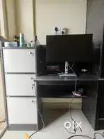 Engineered wood Computer table