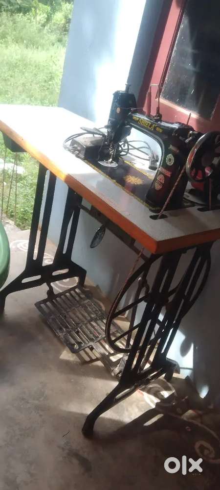 Stitching machine