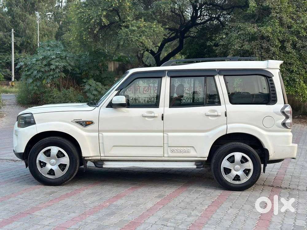 Mahindra Scorpio, 2016, Diesel