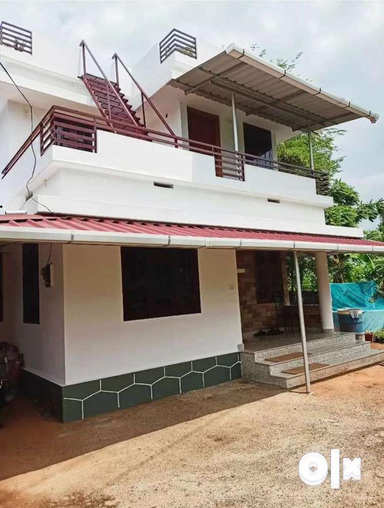 House for sale Near Medical college Athani