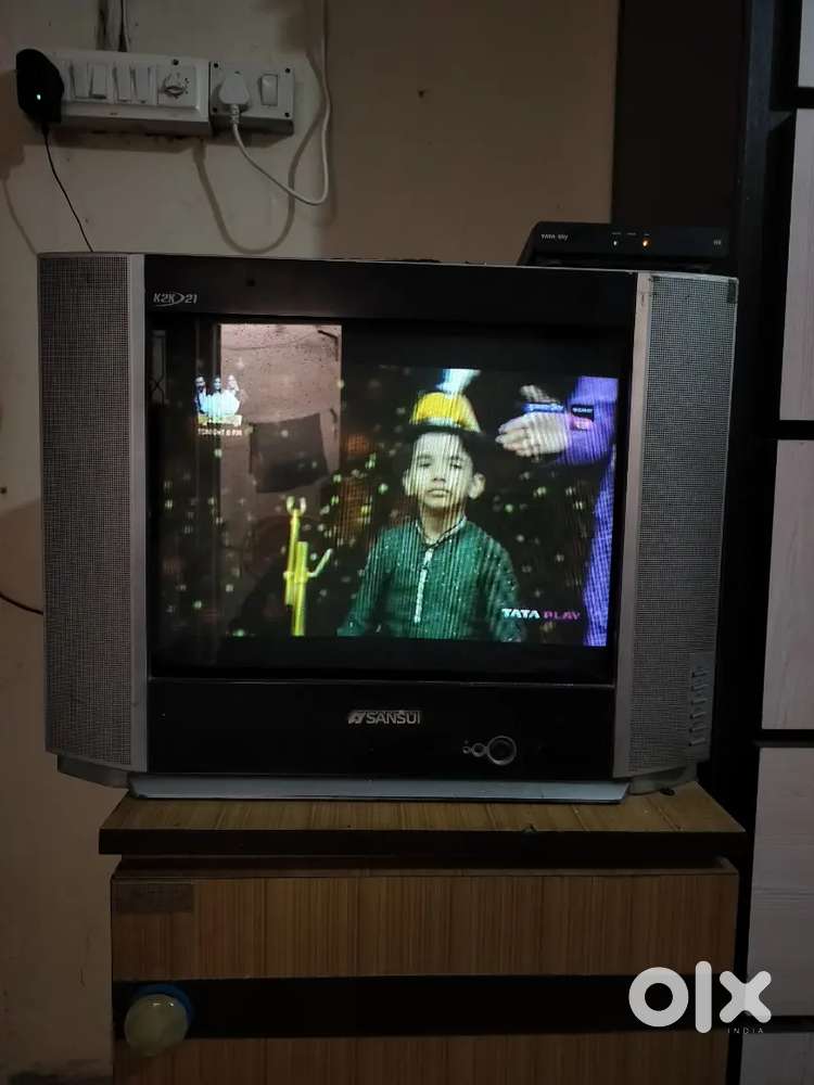 SAMSUI COLOUR TV