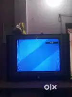 LG  FLATRON  TV BECHNA HAI