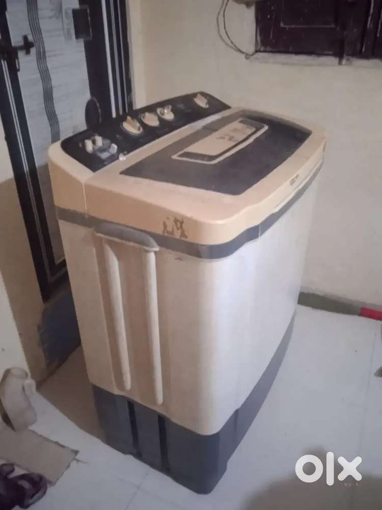 Semi washing machine