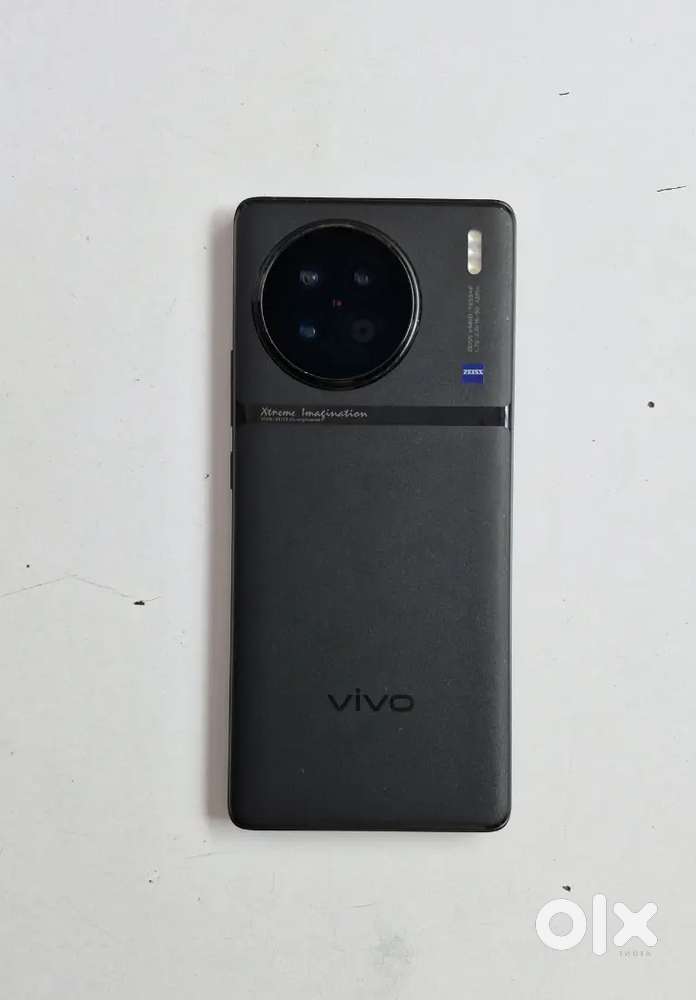 Vivo x90 like new condition.
