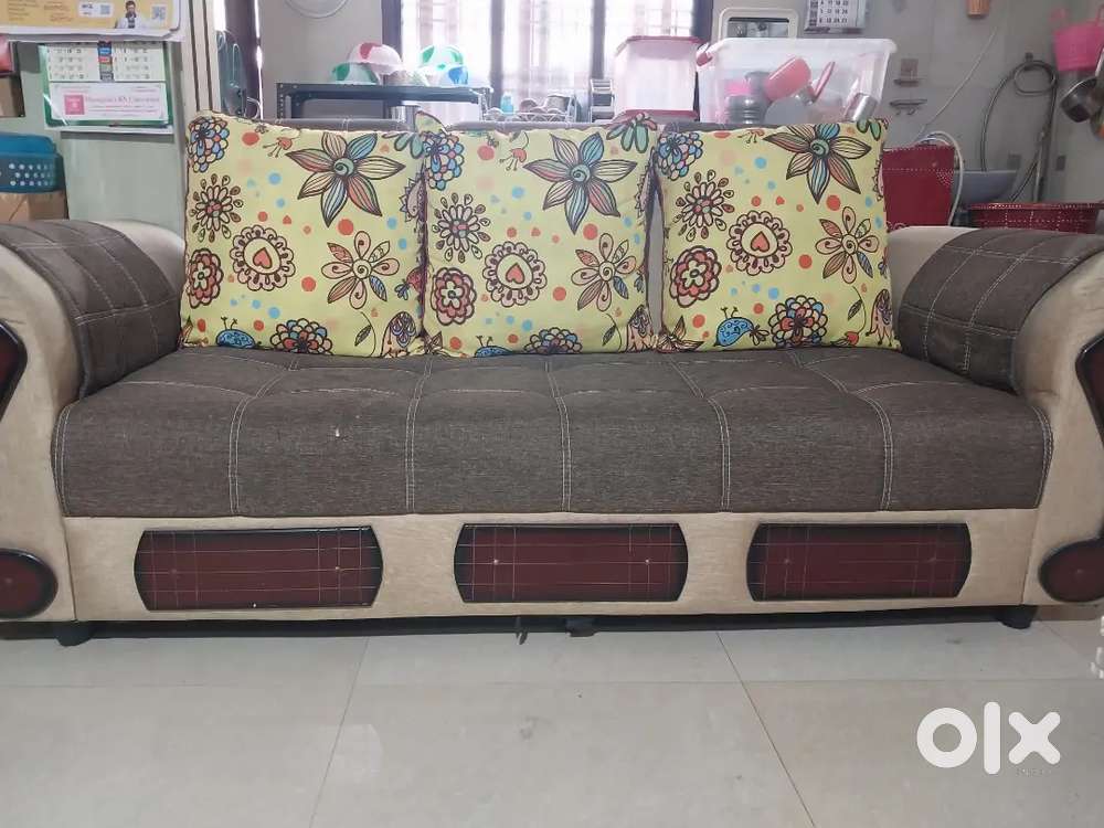 Luxury sofa set - like new,must!