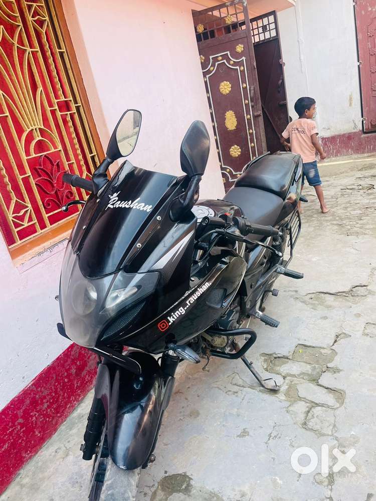 Pulsar 220 New condition