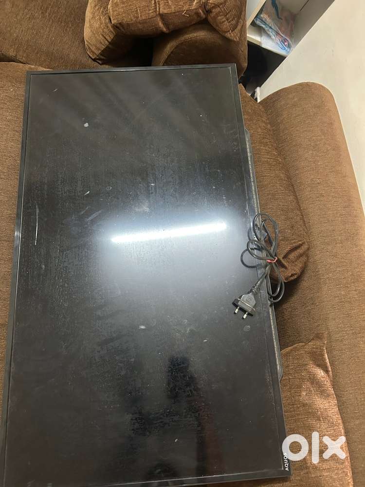 Good condition Sharp TV