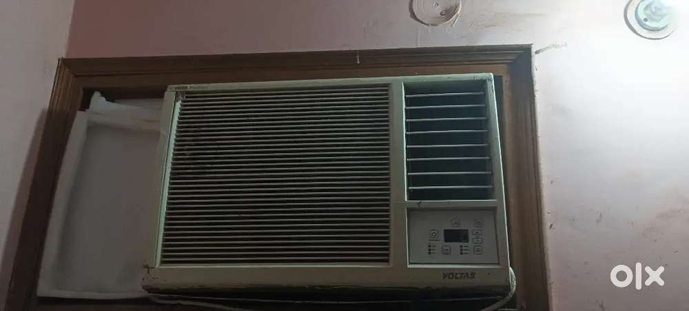 1 tonn Voltas AC
