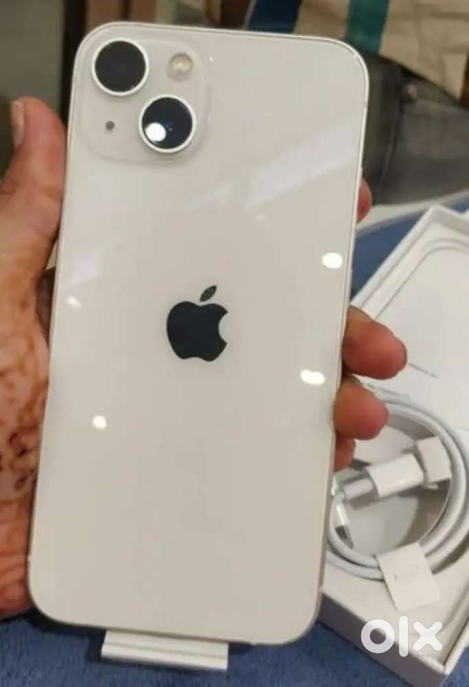 I phone 13 100% battery 15 days old phone