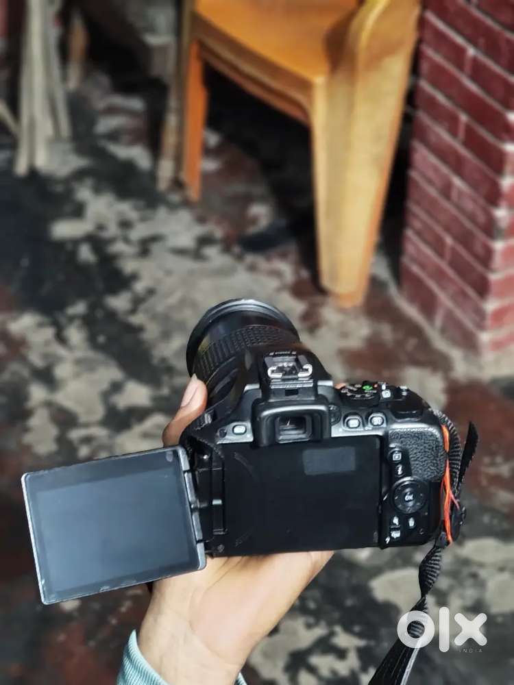 Nikon 5500D Lanas 18-140