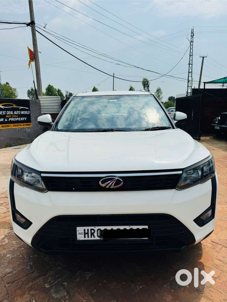 Mahindra XUV300 W4 Diesel, 2021, Diesel