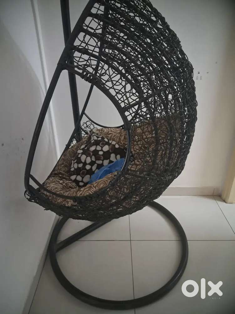 Hanging swing chair with stand cushion