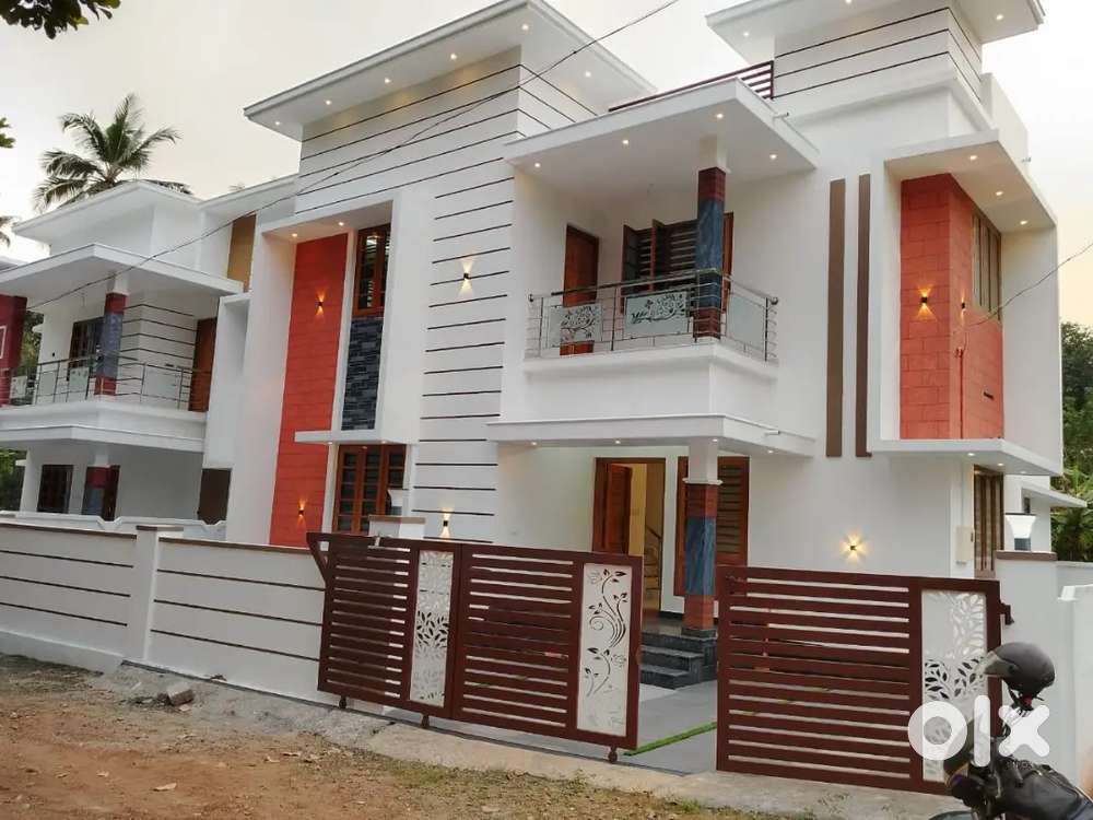 1840 sq feet 4 bed New house at Mmannuthy Chirakkaakod 62 lacks