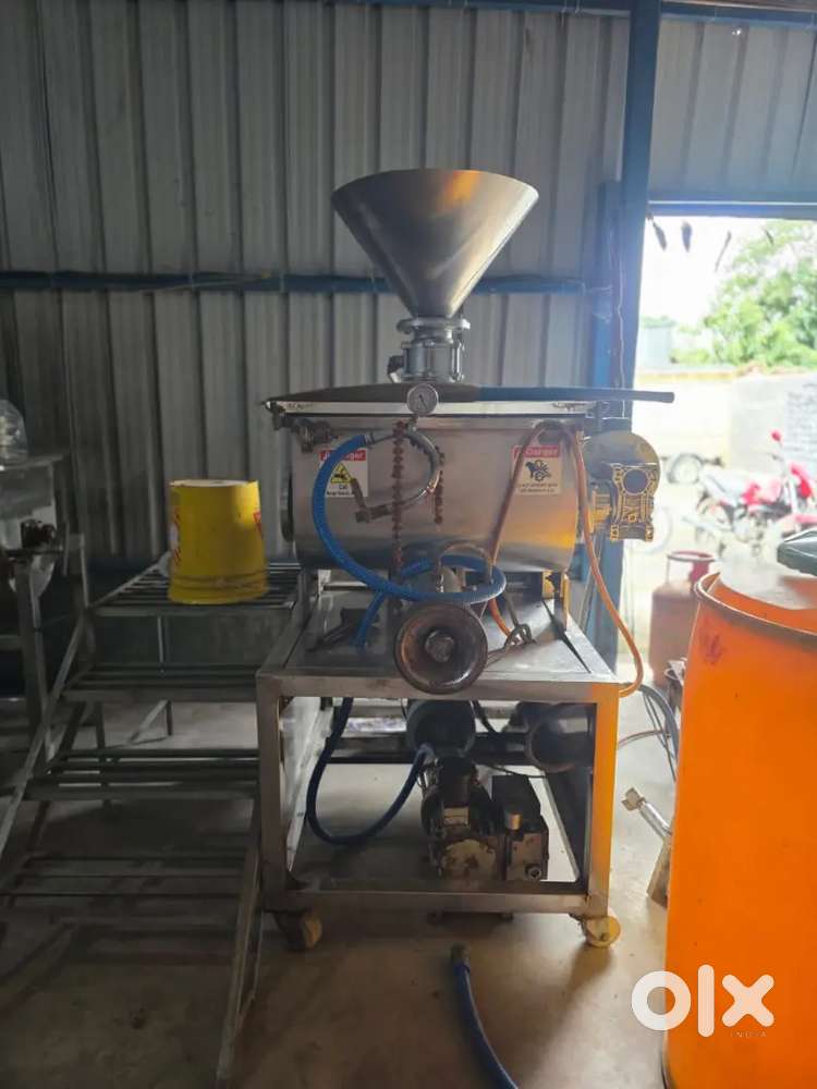 Best quality pasta machinary only used 3months