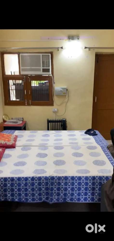 Two Rooms Kitchen Bathroom set. Furnished.