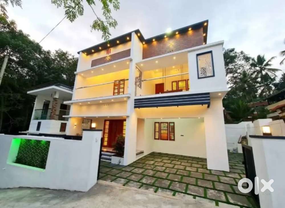 SREEKARIYAM POWDIKONAM 5 CENT 3 BHK ATTACHED OPEN WELL ASKING 78 LAKH