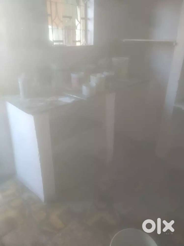 Want female roomate-2000 rs