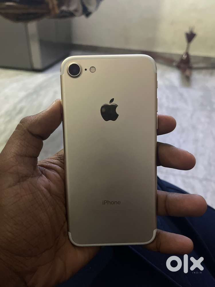 I phone 7 gold
